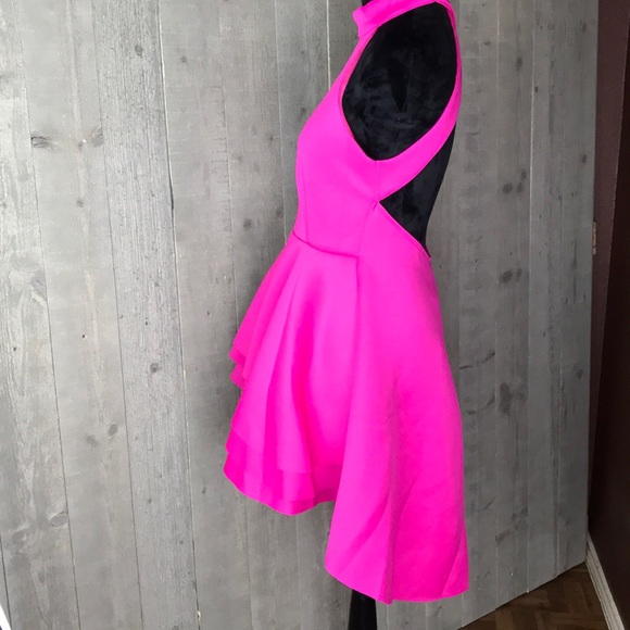 SLEEVELESS CRISSCROSS TOP - Picture 7 of 8